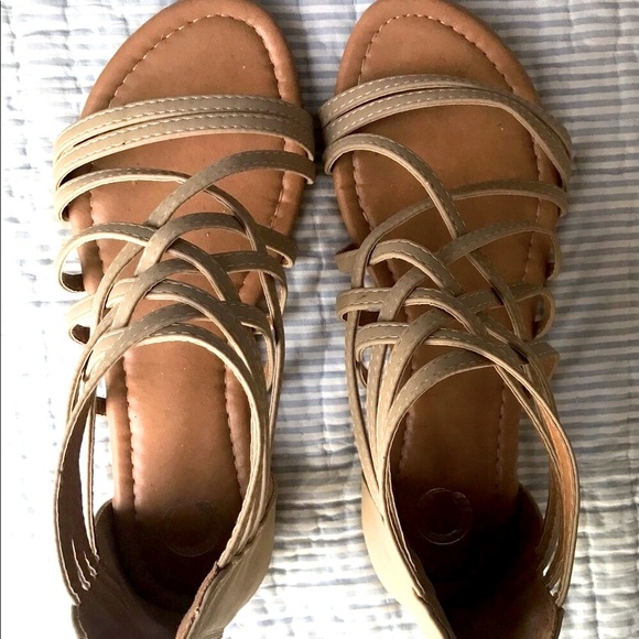 EUC: Free People Strappy Sandals Tan - Picture 3 of 4